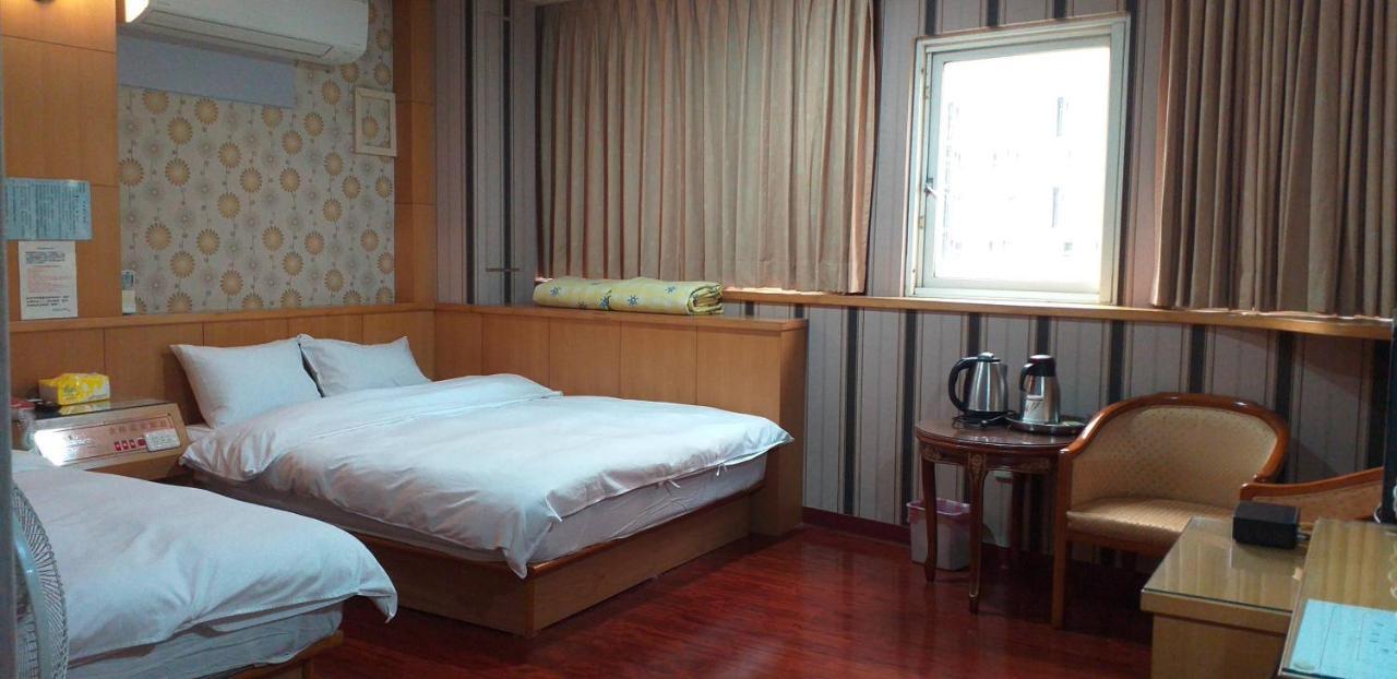Jin Ge Hot Spring Hotel Jiaoxi Exterior photo